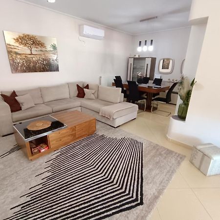 New Elegant Roof Apartment Ахарне Экстерьер фото