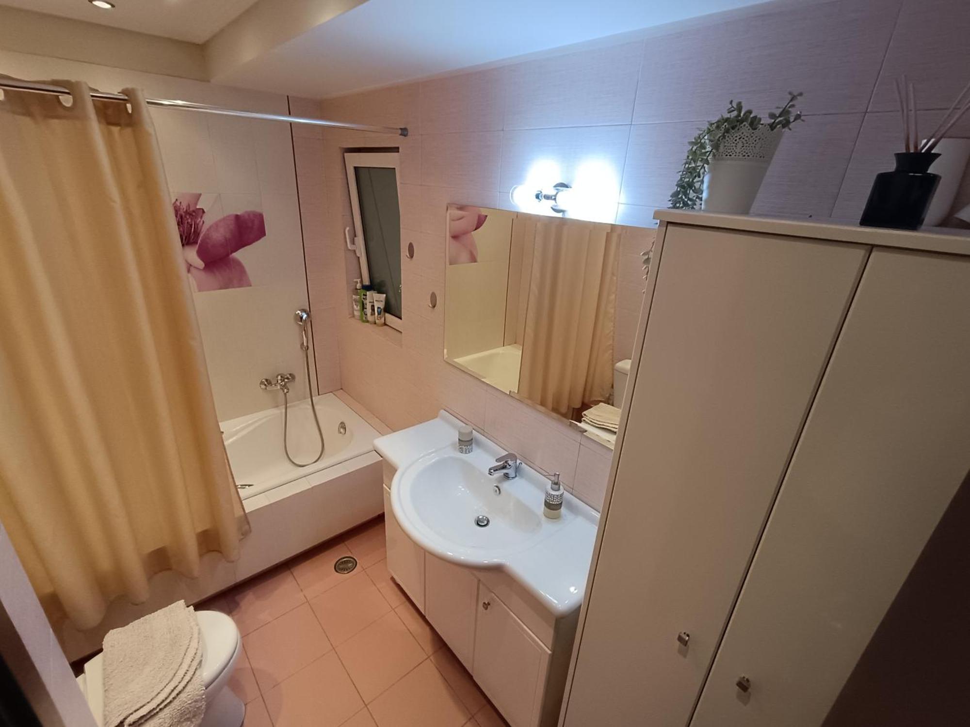 New Elegant Roof Apartment Ахарне Экстерьер фото
